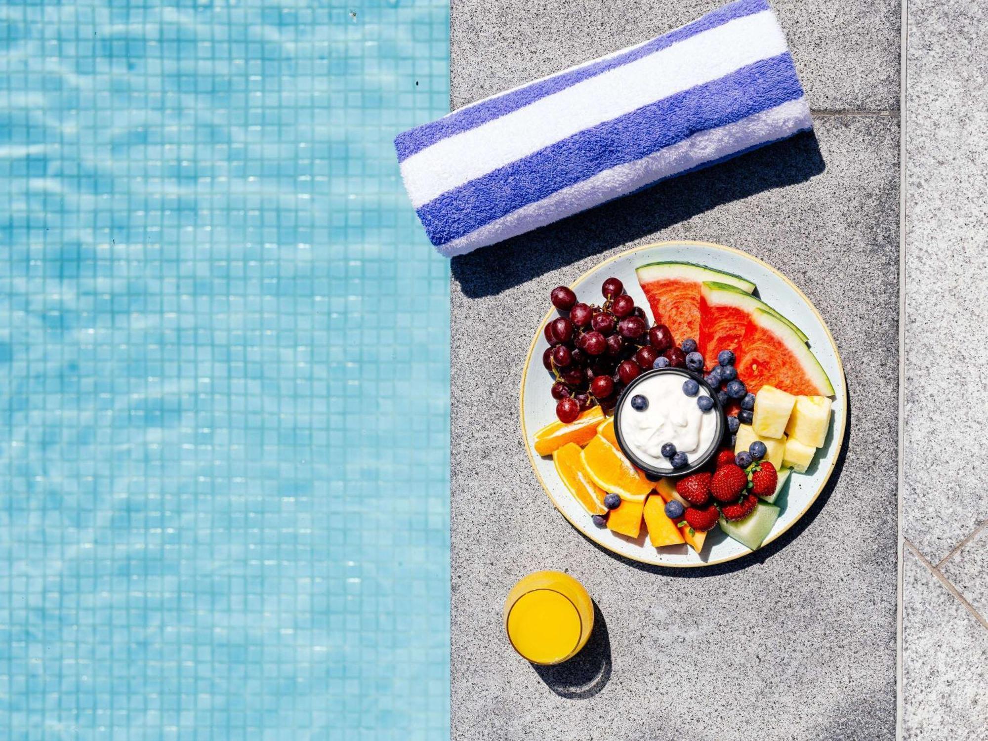 พูลแมน บริสเบน แอร์พอร์ต Hotel ภายนอก รูปภาพ Fruit salad