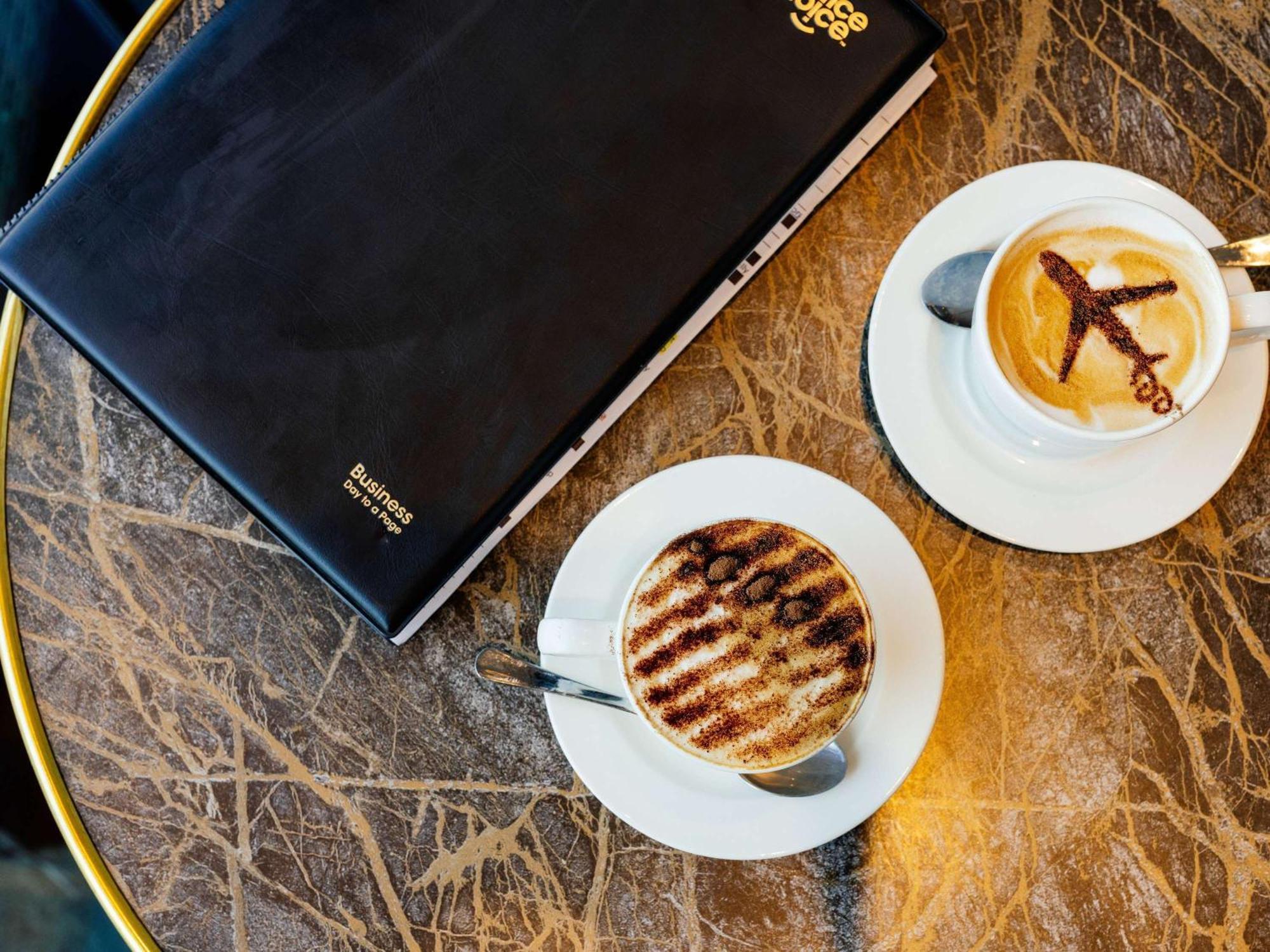 พูลแมน บริสเบน แอร์พอร์ต Hotel ภายนอก รูปภาพ Menu