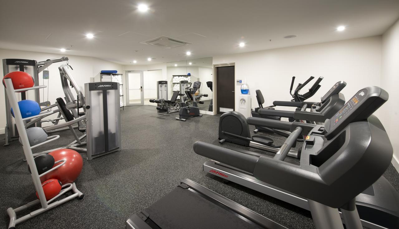 พูลแมน บริสเบน แอร์พอร์ต Hotel ภายนอก รูปภาพ The gym at the hotel